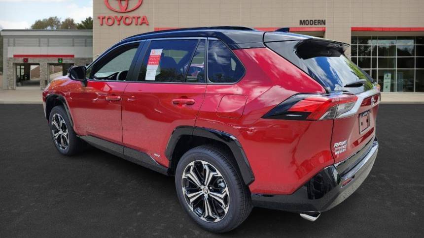 2025 Toyota RAV4 Plug-In Hybrid - Images - 7