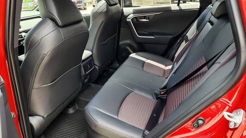 2025 Toyota RAV4 Plug-In Hybrid - Images - 11
