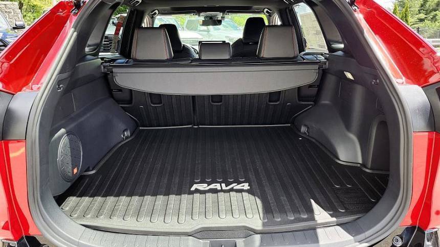 2025 Toyota RAV4 Plug-In Hybrid - Images - 16