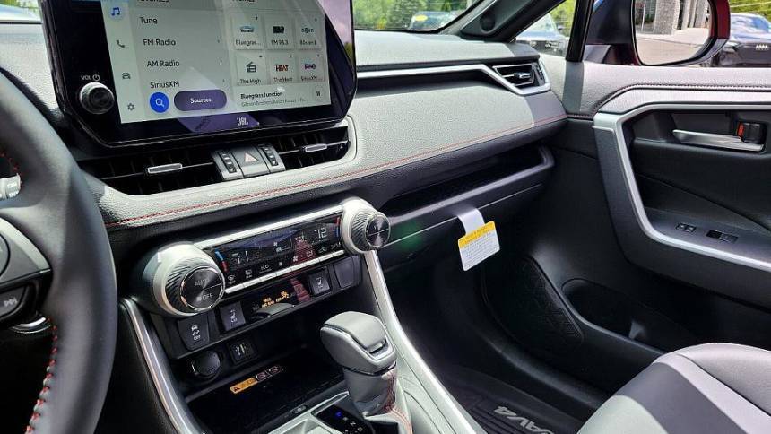 2025 Toyota RAV4 Plug-In Hybrid - Images - 22