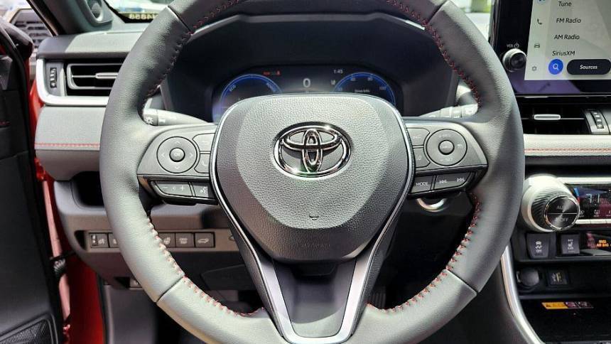 2025 Toyota RAV4 Plug-In Hybrid - Images - 27