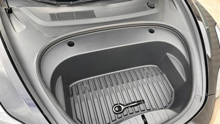 2021 Tesla Model 3 - Images - 35