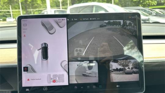 2018 Tesla Model 3 - Images - 16