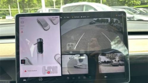 2018 Tesla Model 3 - Images - 16
