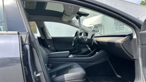 2018 Tesla Model 3 - Images - 19