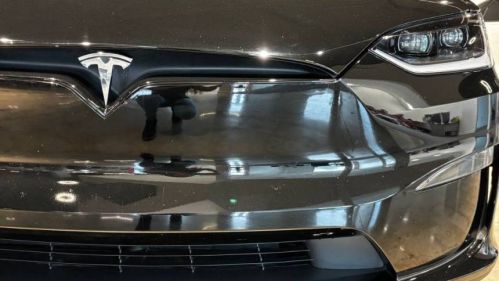 2024 Tesla Model X - Images - 5