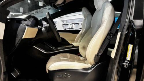 2024 Tesla Model X - Images - 10