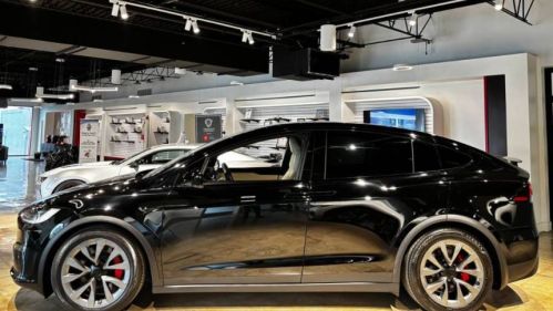 2024 Tesla Model X - Images - 25