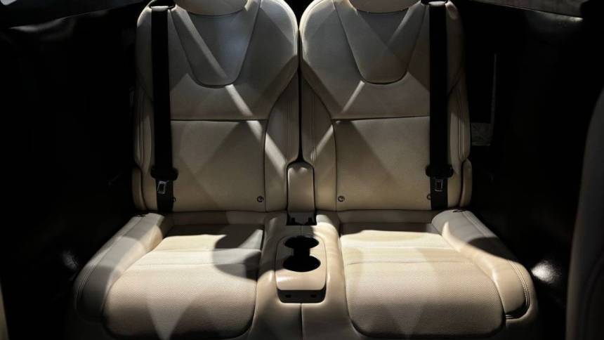 2024 Tesla Model X - Images - 29
