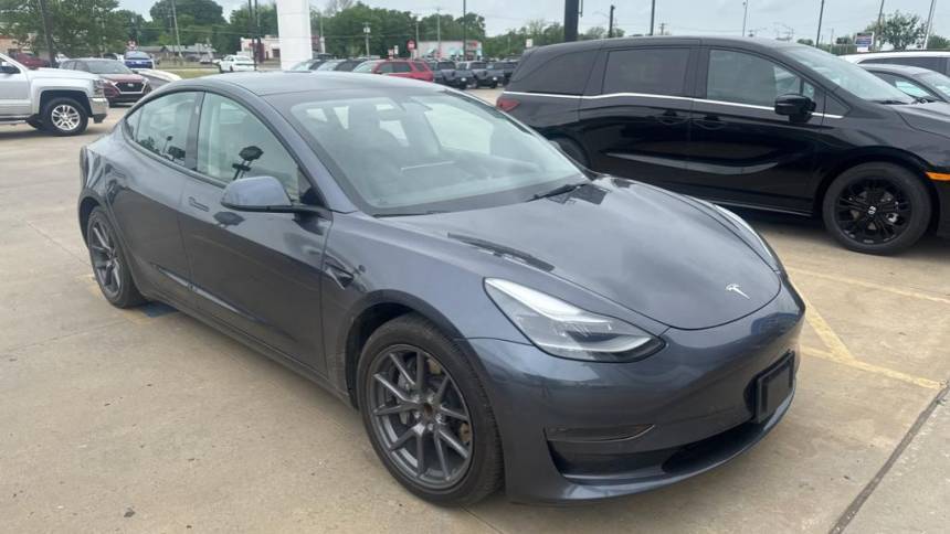 2021 Tesla Model 3 - Images - 1