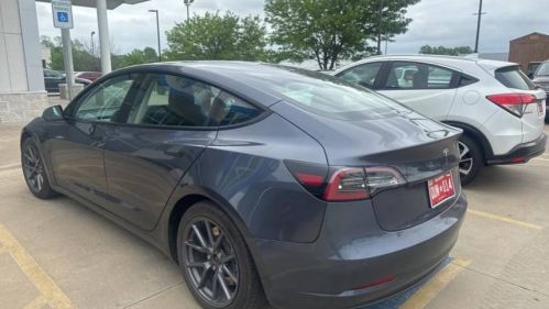 2021 Tesla Model 3 - Images - 4