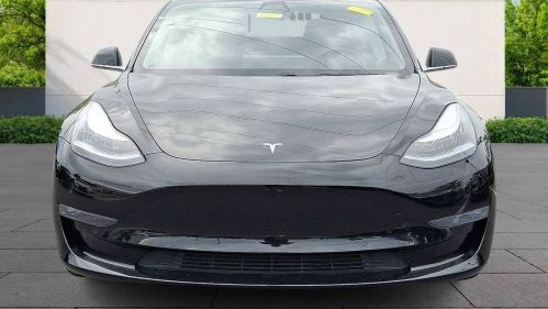 2019 Tesla Model 3 - Images - 2
