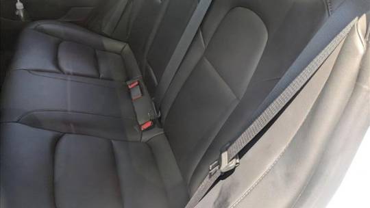 2020 Tesla Model 3 - Images - 14
