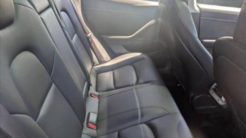 2020 Tesla Model 3 - Images - 15