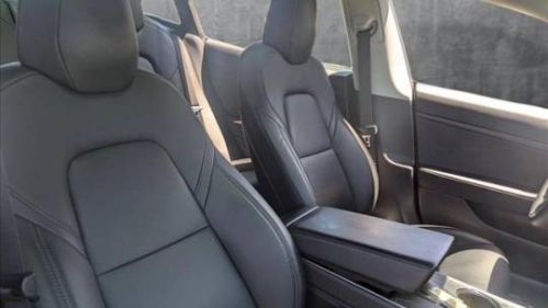 2020 Tesla Model 3 - Images - 16
