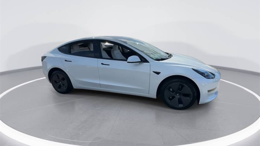 2023 Tesla Model 3 - Images - 17
