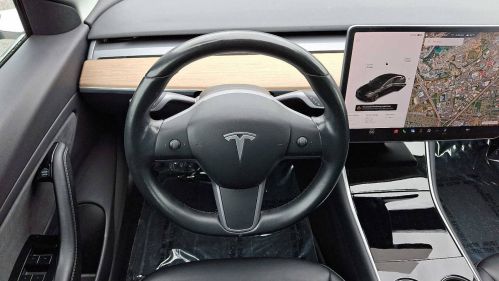 2019 Tesla Model 3 - Images - 11
