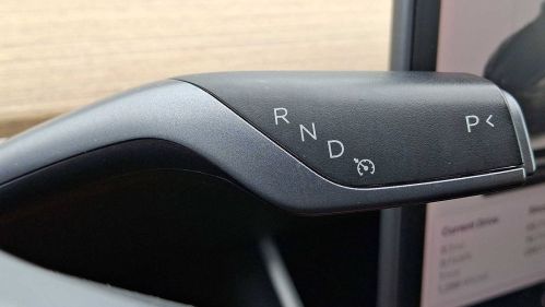 2019 Tesla Model 3 - Images - 14