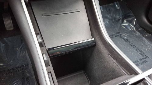 2019 Tesla Model 3 - Images - 15