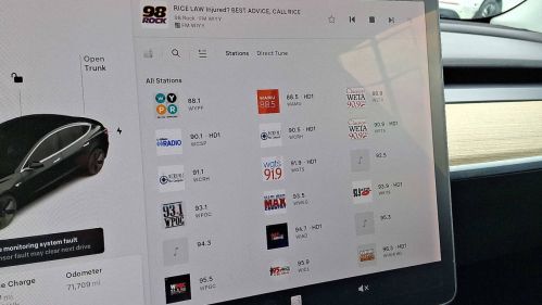 2019 Tesla Model 3 - Images - 18
