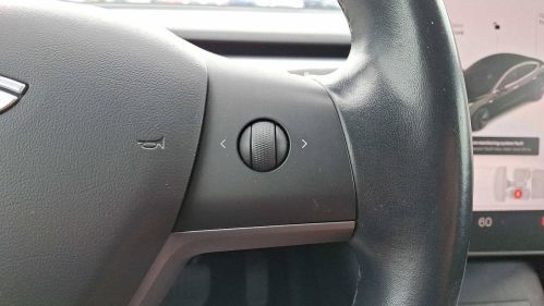 2019 Tesla Model 3 - Images - 24