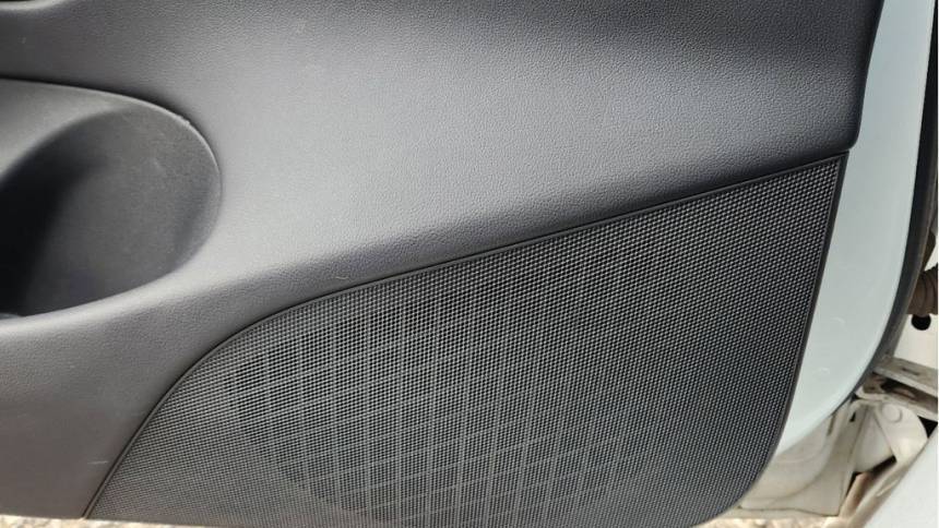 2019 Tesla Model 3 - Images - 13