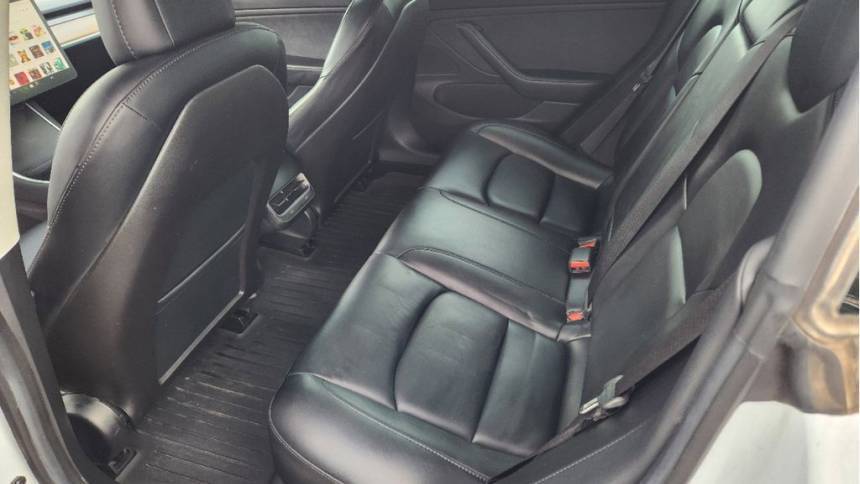 2019 Tesla Model 3 - Images - 16