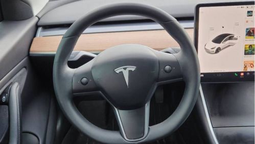 2019 Tesla Model 3 - Images - 18