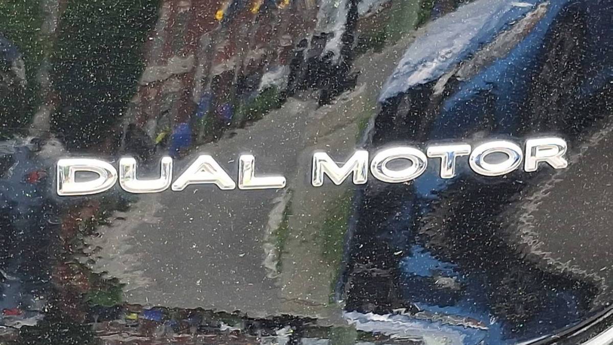 2019 Tesla Model 3 - Images - 32