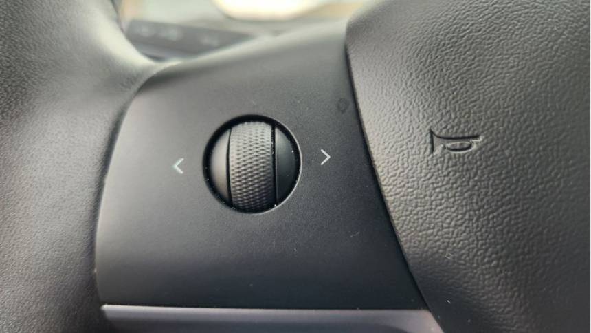 2019 Tesla Model 3 - Images - 26