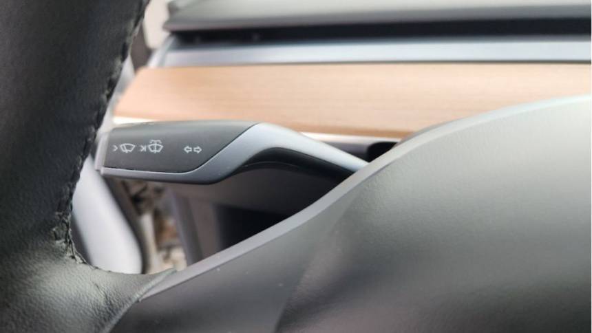 2019 Tesla Model 3 - Images - 28