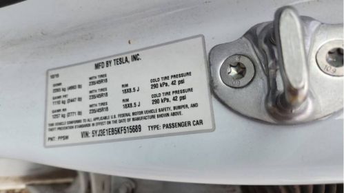 2019 Tesla Model 3 - Images - 30