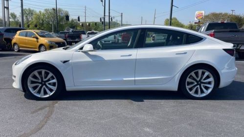 2018 Tesla Model 3 - Images - 4