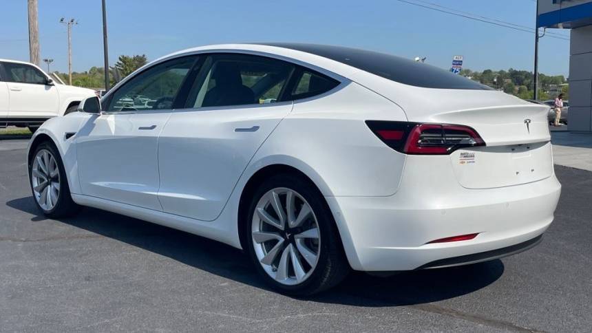 2018 Tesla Model 3 - Images - 5