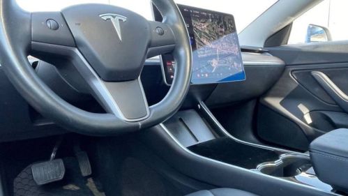 2018 Tesla Model 3 - Images - 9