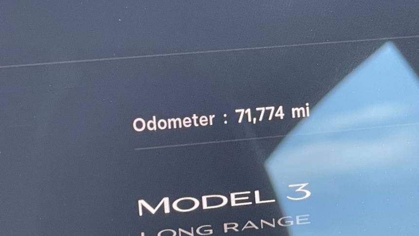 2018 Tesla Model 3 - Images - 12