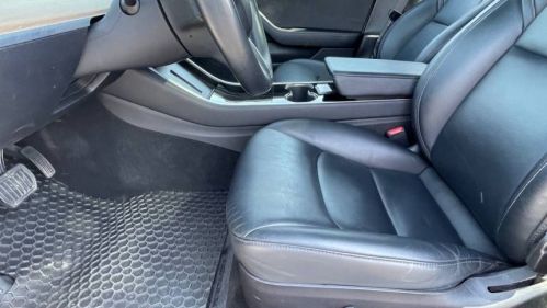2018 Tesla Model 3 - Images - 23