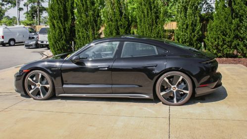 2024 Porsche Taycan - Images - 6