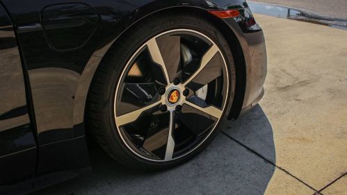 2024 Porsche Taycan - Images - 12