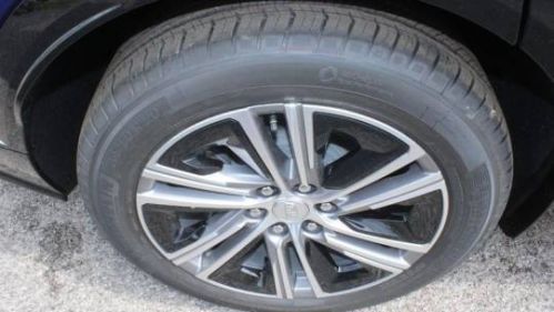 2024 Cadillac Lyriq - Images - 4