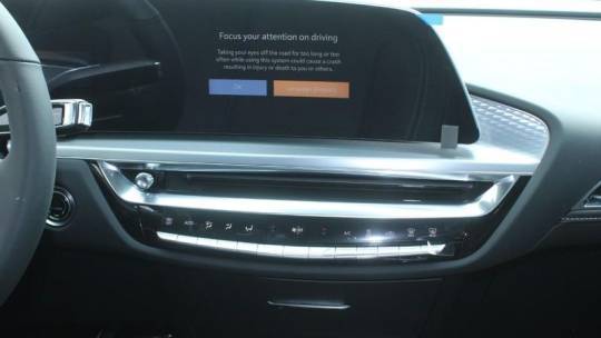 2024 Cadillac Lyriq - Images - 10