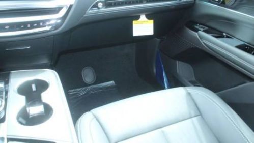 2024 Cadillac Lyriq - Images - 11