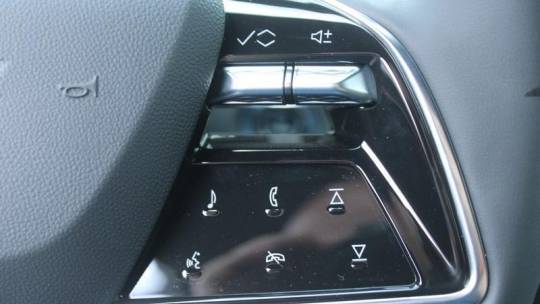 2024 Cadillac Lyriq - Images - 21