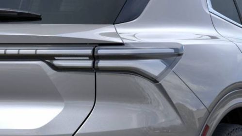 2025 Chevrolet Equinox EV - Images - 11