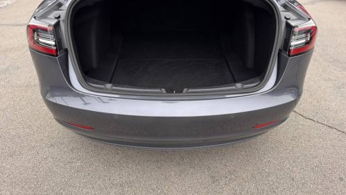 2022 Tesla Model 3 - Images - 10