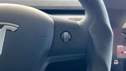 2023 Tesla Model 3 - Images - 32