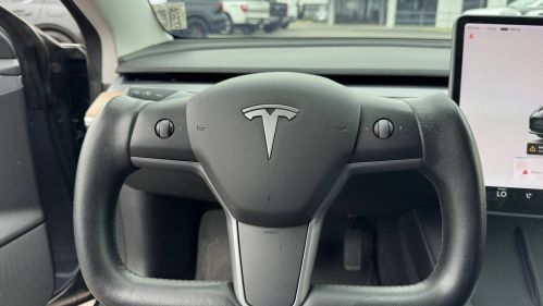 2022 Tesla Model 3 - Images - 21