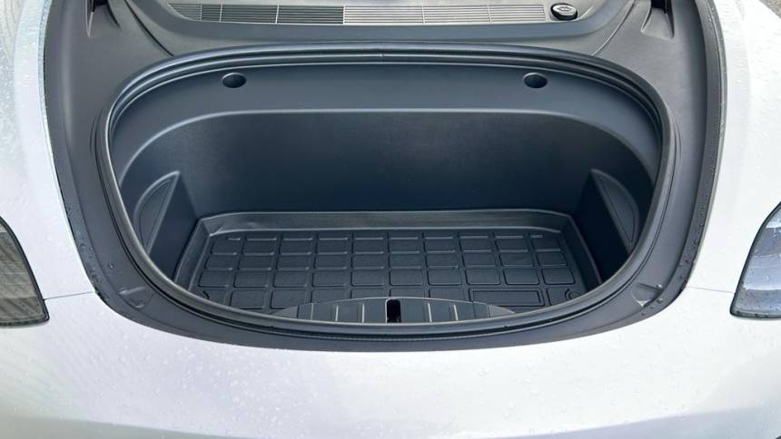 2023 Tesla Model 3 - Images - 16