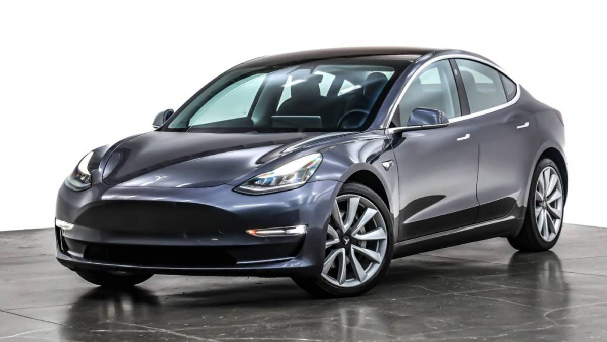 2018 Tesla Model 3 - Images - 1