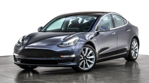 2018 Tesla Model 3 - Images - 1